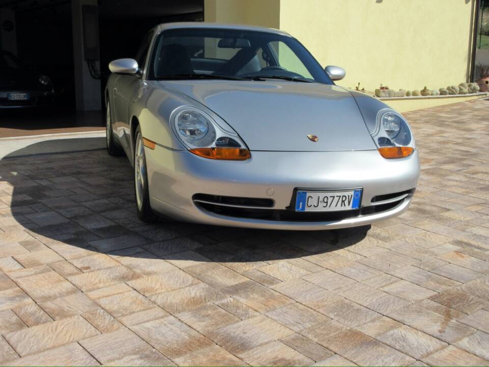 Bild 5/58 von Porsche 911 Carrera (2001)