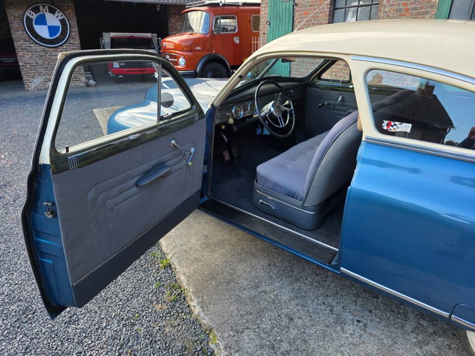 Image 25/69 de Packard Deluxe (1948)