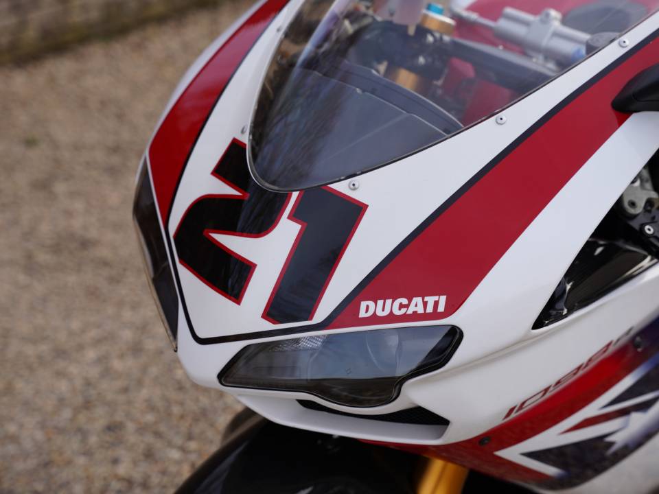 Immagine 24/47 di Ducati DUMMY (2009)