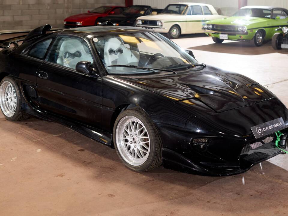 Bild 16/43 von Toyota MR2 2.0 (1990)
