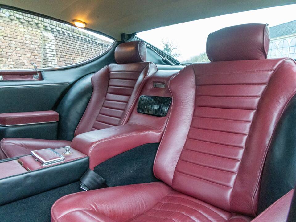 Bild 36/50 von Lamborghini Espada 400 GT (1973)