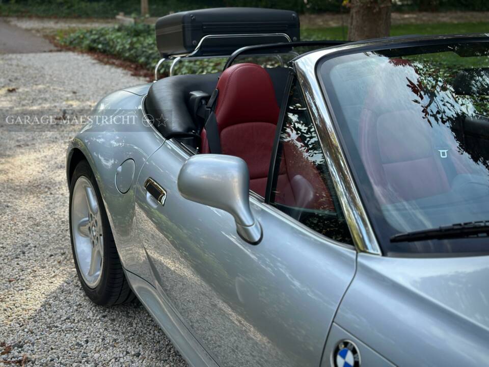 Image 8/69 of BMW Z3 2.8 (1997)