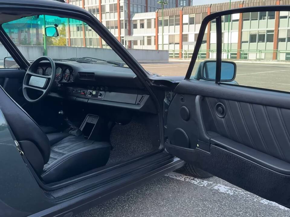 Bild 13/15 von Porsche 911 Carrera 3.2 (1985)