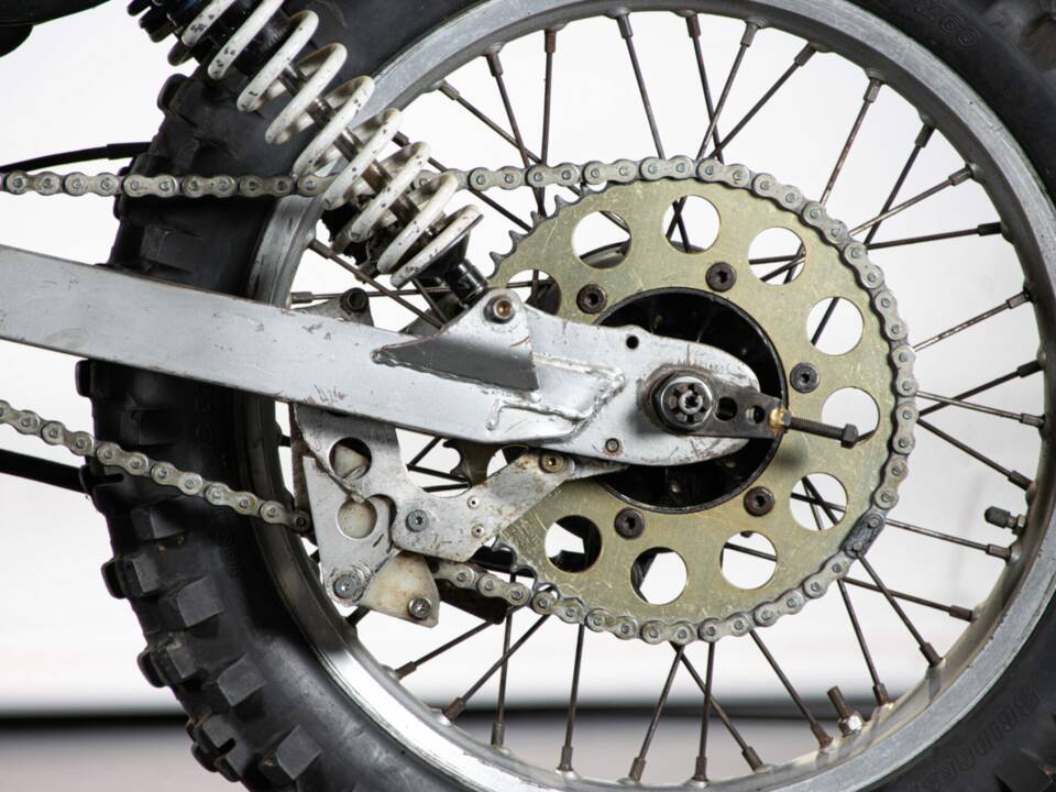 Image 21/50 of Suzuki RM 125 (1978)