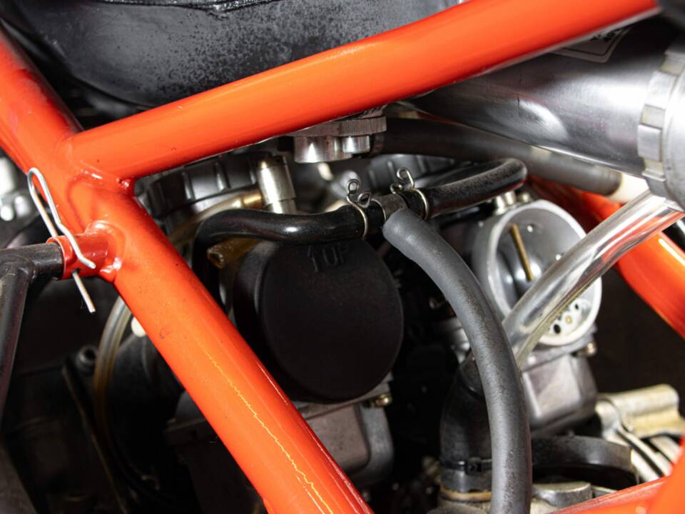 Immagine 38/50 di Yamaha TZ 250 (1979)