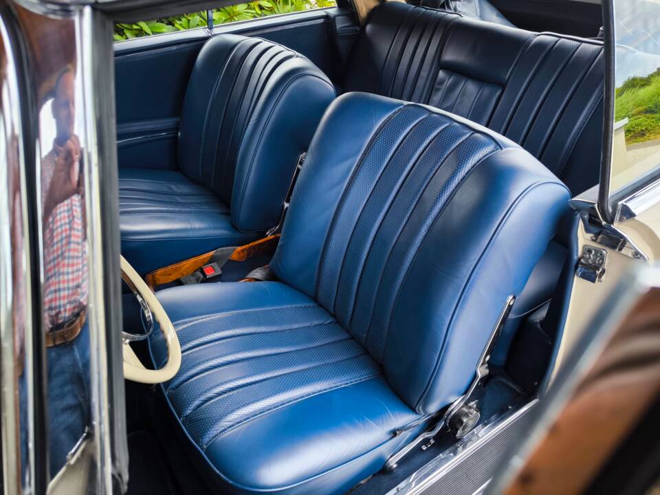 Afbeelding 19/24 van Mercedes-Benz 220 SE b (1964)