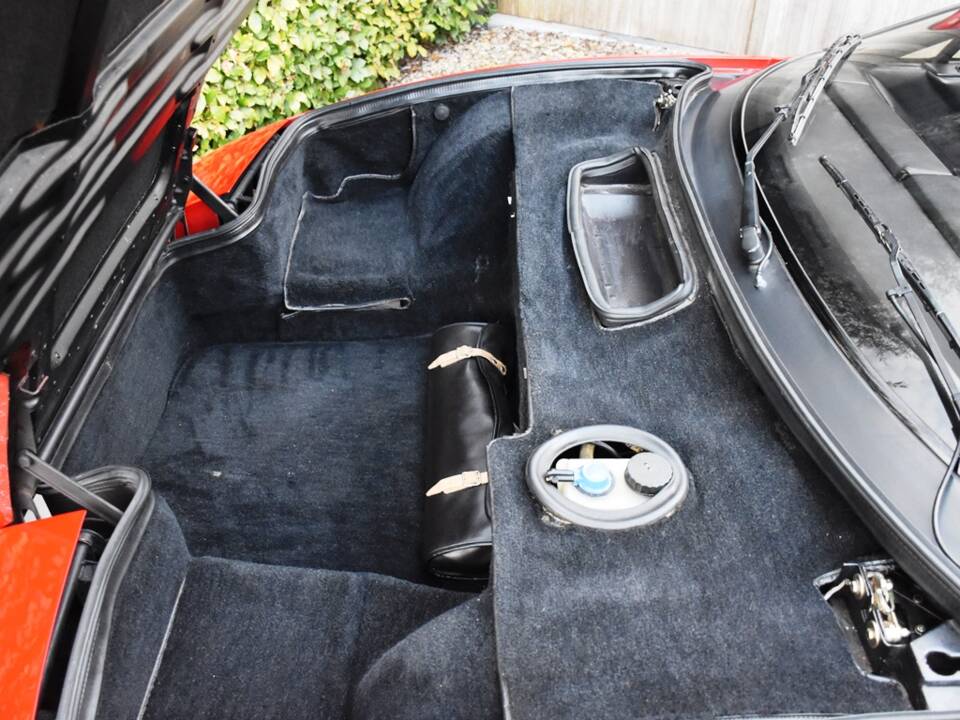 Afbeelding 30/40 van Ferrari Testarossa (1986)