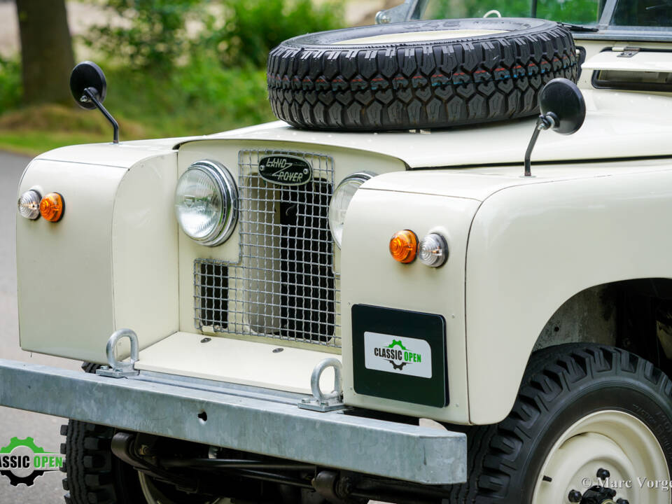 Image 38/55 of Land Rover 88 (1958)
