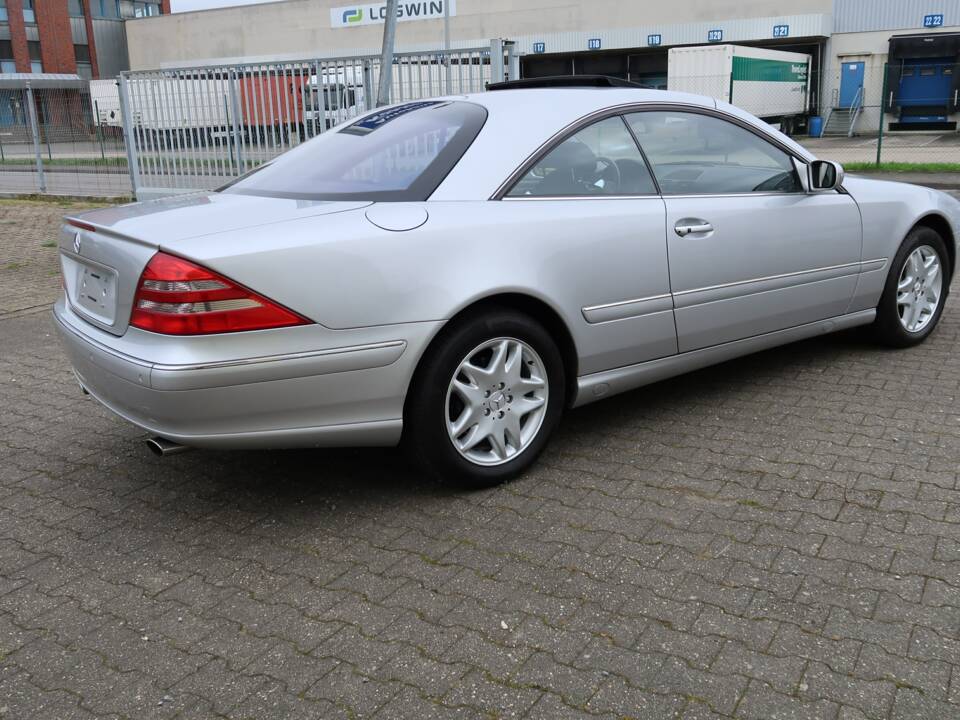 Image 5/14 of Mercedes-Benz CL 500 (2003)