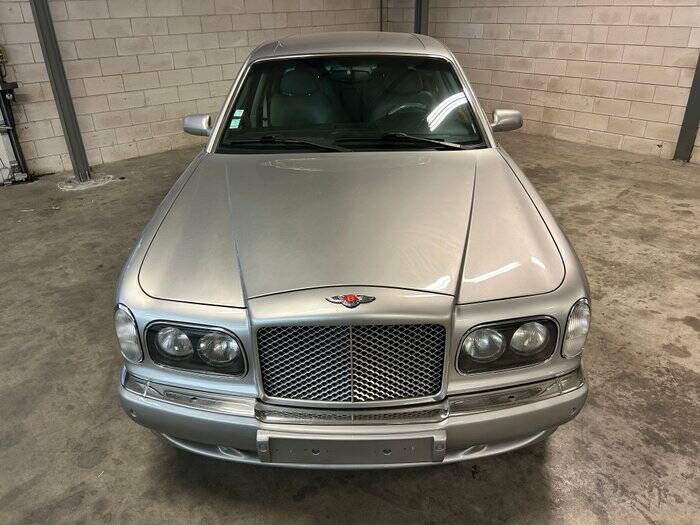 Image 3/7 de Bentley Arnage T (2004)