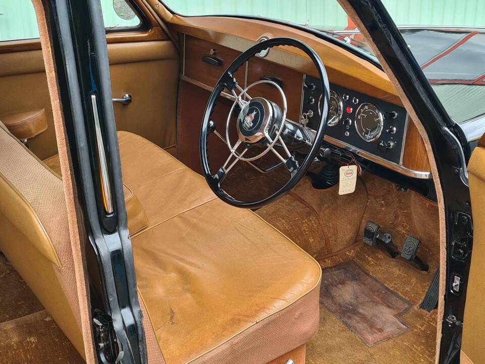 Image 5/17 of Rover 90 (1954)