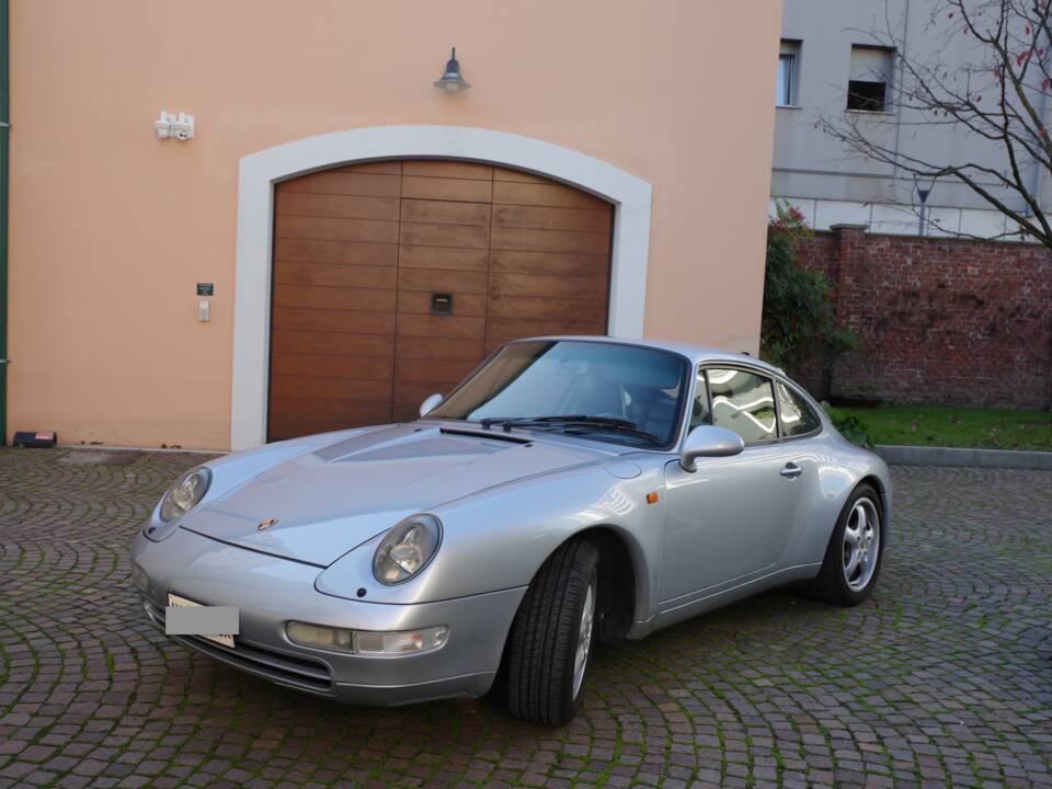 Image 7/18 of Porsche 911 Carrera (1994)