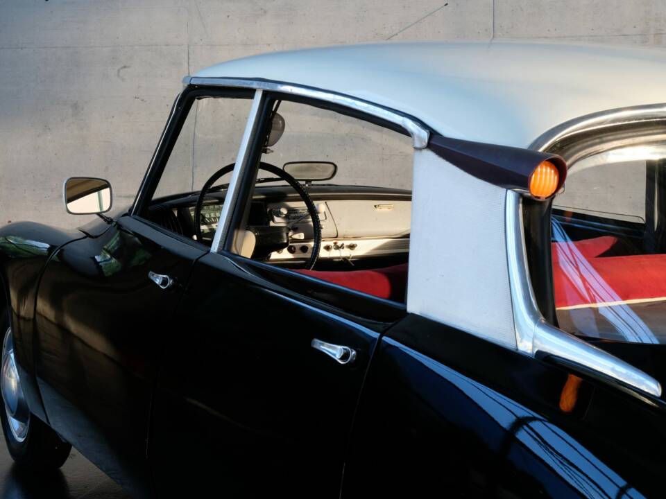 Bild 44/46 von Citroën ID 19 (1962)