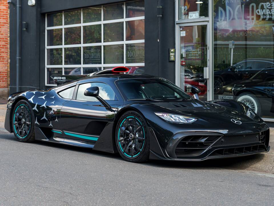 Image 2/23 of Mercedes-AMG One (2025)