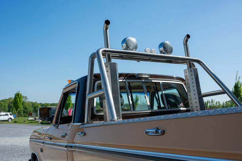 Image 12/15 of Ford F-150 (1976)