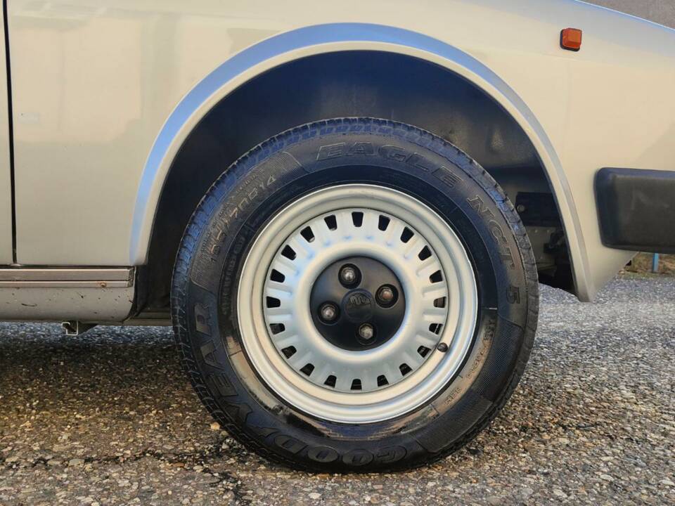 Bild 8/26 von Alfa Romeo Alfetta 2.0 L (1980)