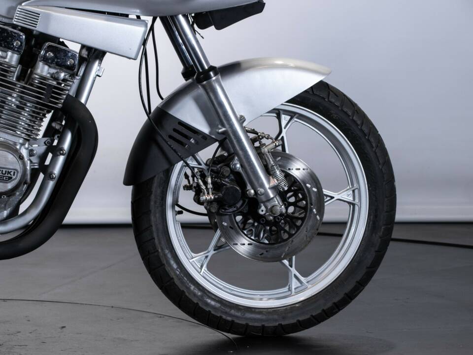 Afbeelding 19/35 van Suzuki GSX 1100 SZ Katana (1983)