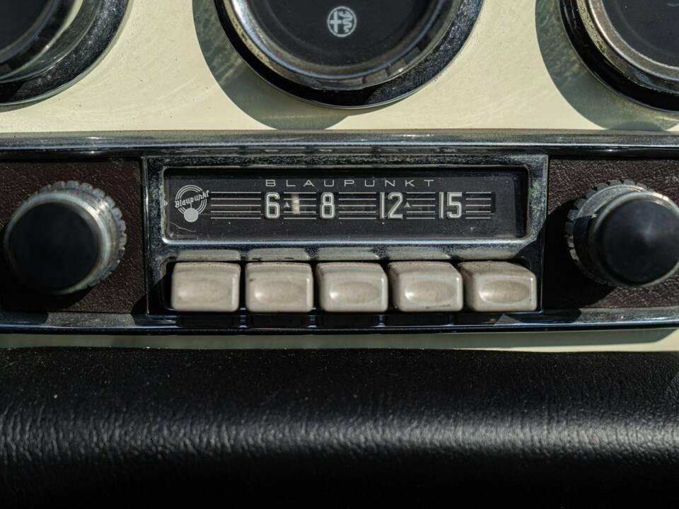 Imagen 50/50 de Alfa Romeo 1750 Spider Veloce (1969)