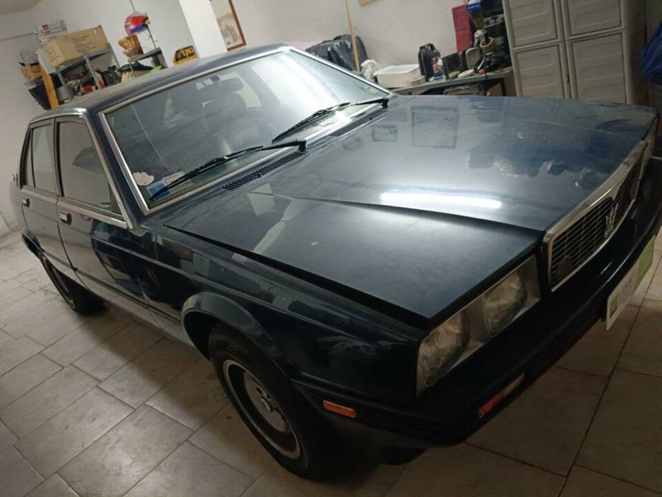 Afbeelding 4/37 van Maserati 420 i (1985)