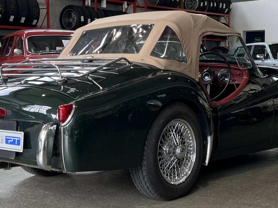 Image 4/34 of Triumph TR 2 (1955)