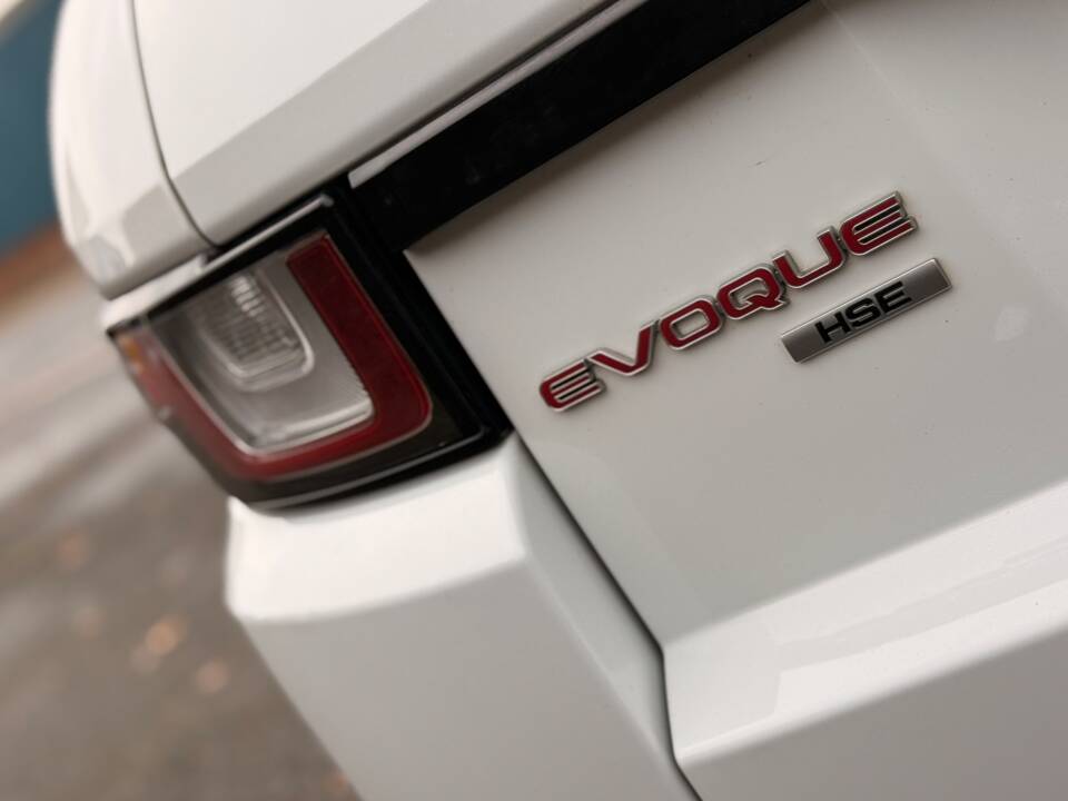 Bild 6/30 von Land Rover Range Rover Evoque TD4 (2017)