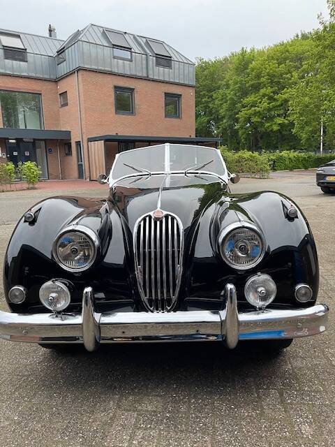Bild 10/18 von Jaguar XK 140 OTS (1957)