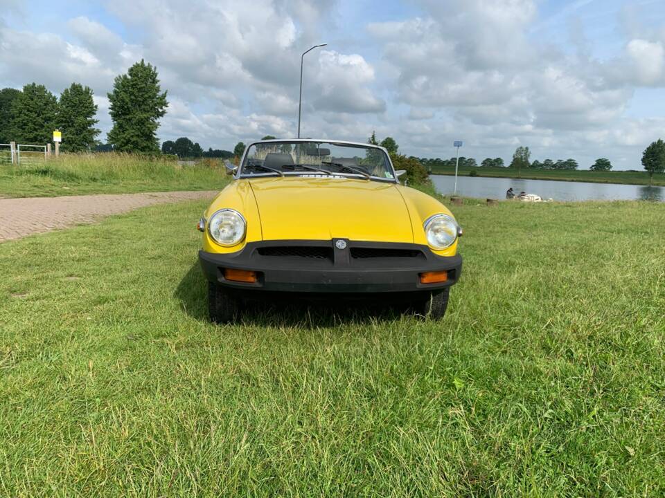 Afbeelding 4/8 van MG MGB (1980)