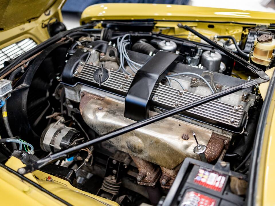 Image 39/50 de Jaguar XJ 6 C 4.2 (1975)