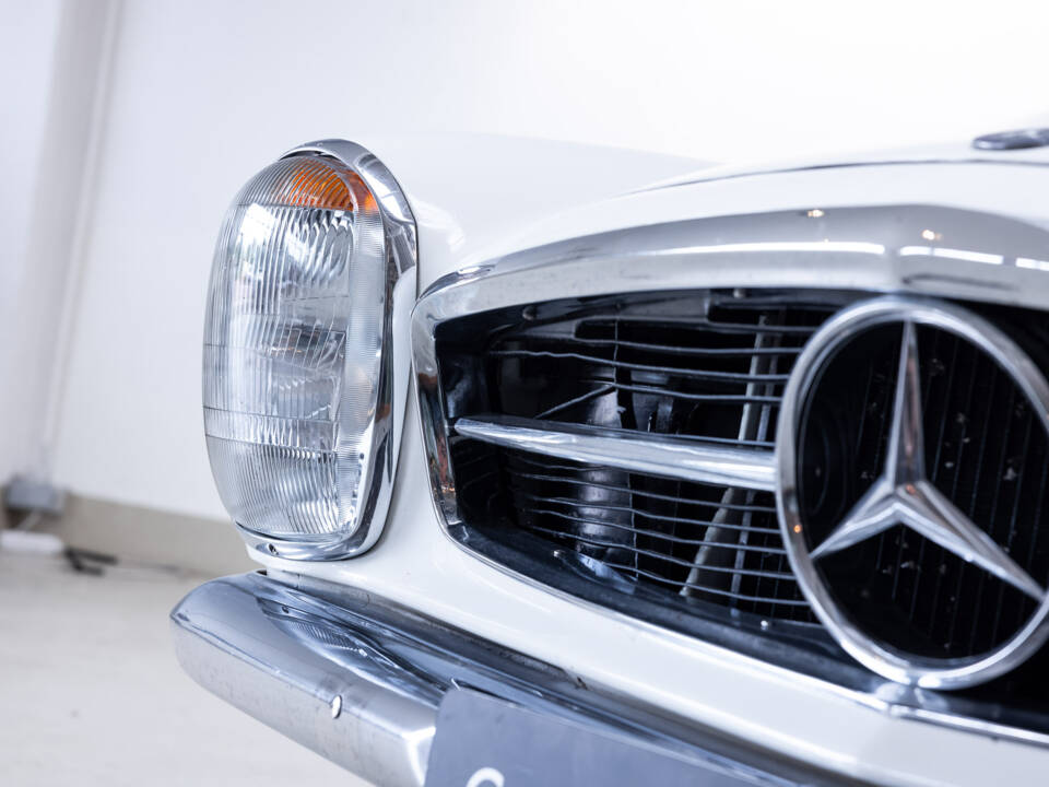 Image 25/29 de Mercedes-Benz 230 SL (1964)