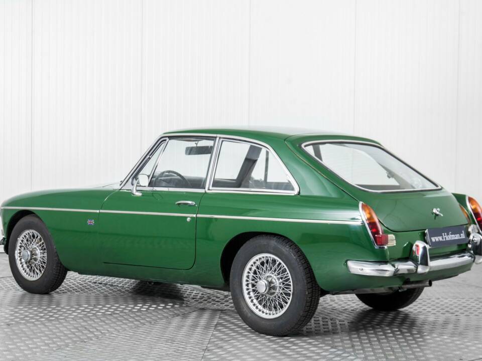 Bild 6/50 von MG MGB GT (1968)