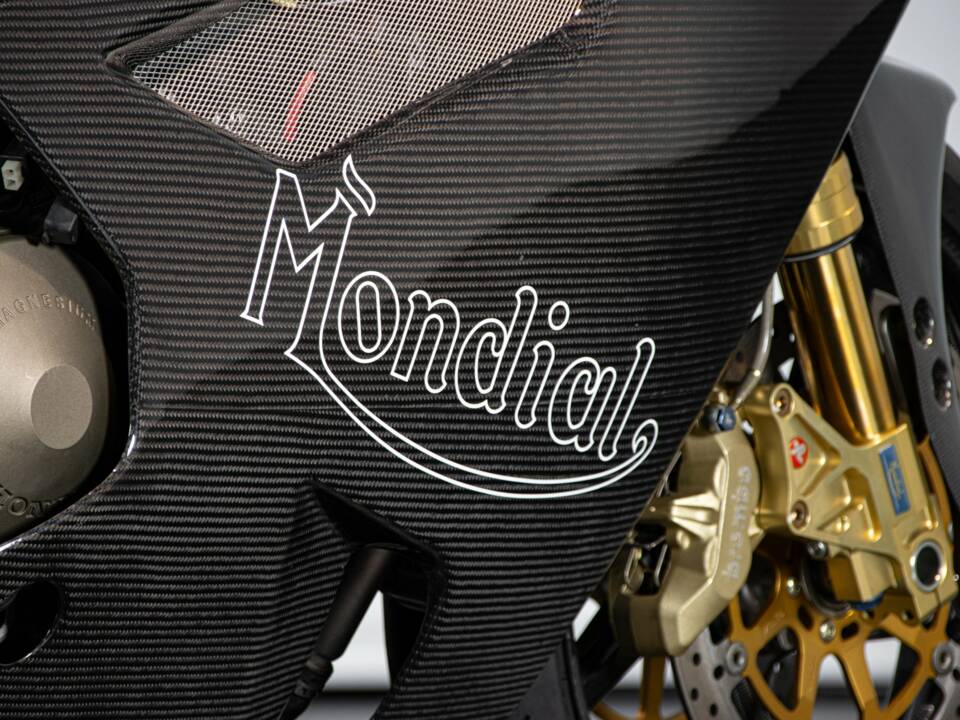 Image 37/50 de Mondial DUMMY (2005)