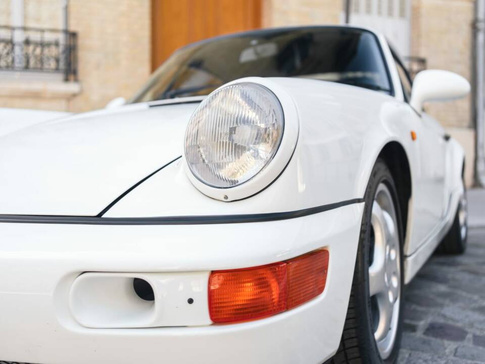 Bild 12/90 von Porsche 911 Carrera RS (1992)