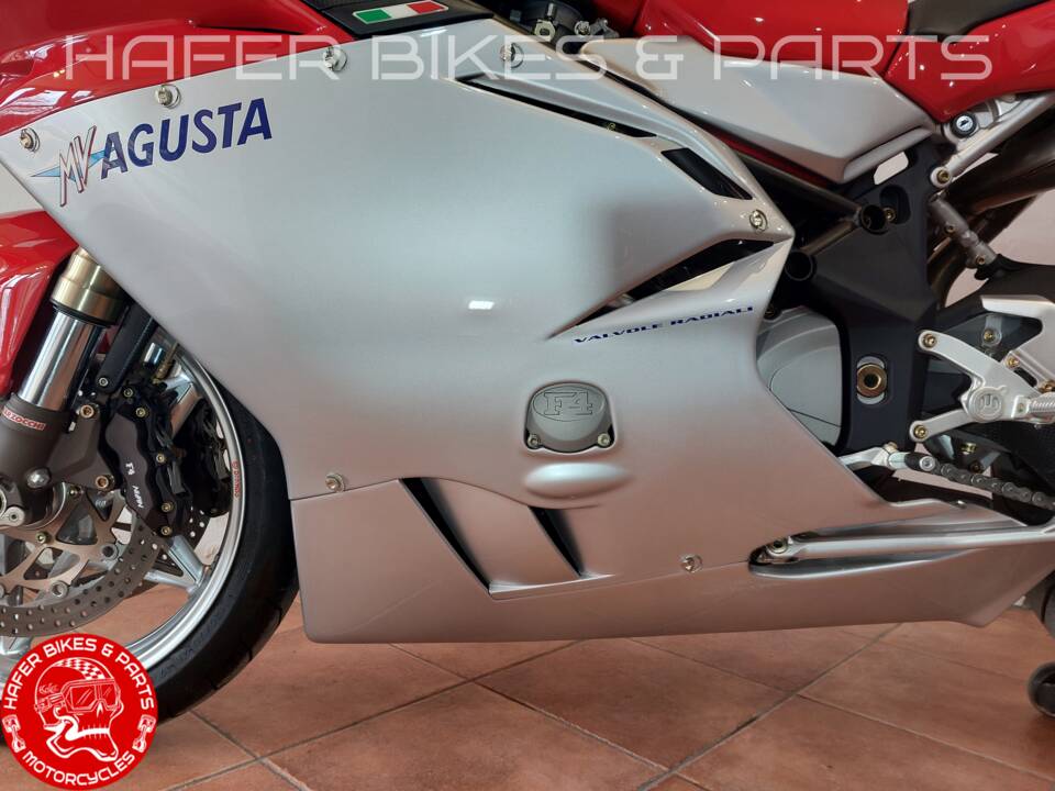 Afbeelding 32/47 van MV Agusta F4 1000 S (2004)