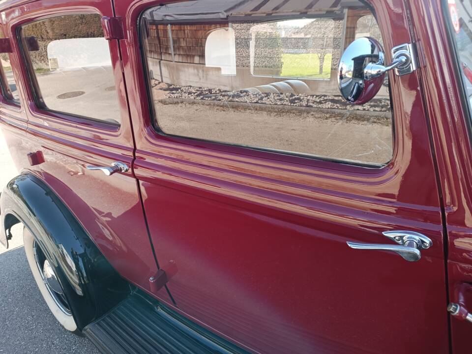 Bild 23/49 von Plymouth Deluxe (1934)