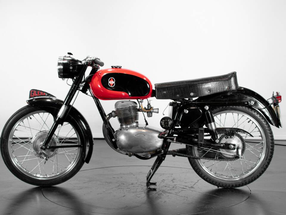 Bild 1/50 von Gilera 150 Sport (1954)