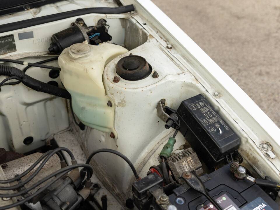 Bild 16/37 von Toyota Corolla GT (1986)