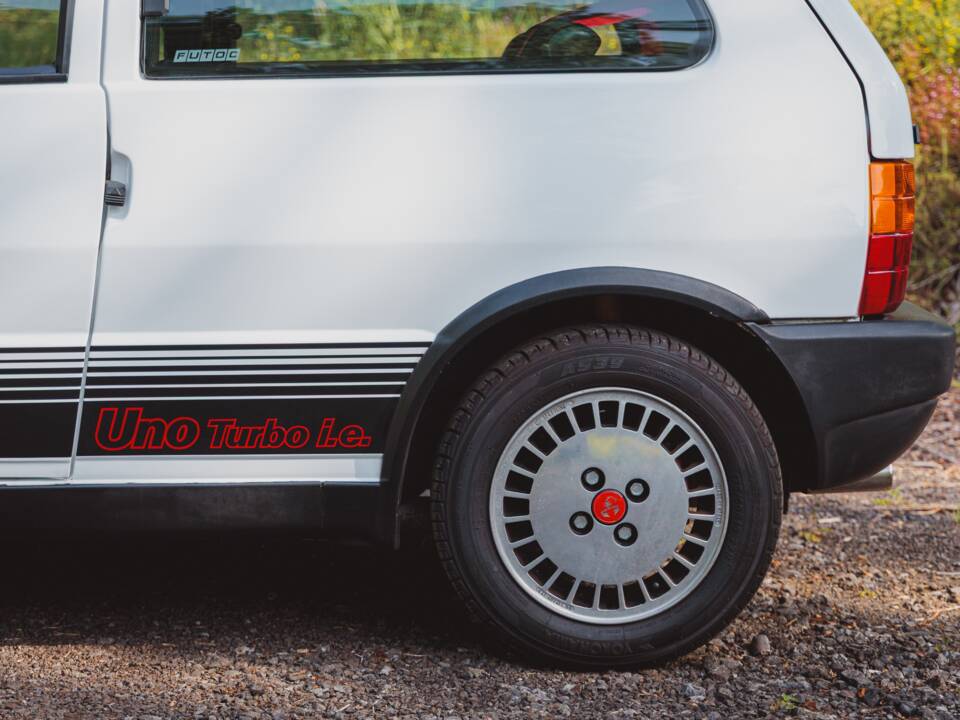 Image 17/42 of FIAT Uno Turbo i.e. (1987)