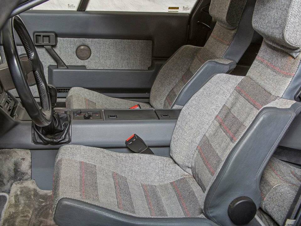 Bild 19/32 von Alpine GTA V6 Turbo (1986)