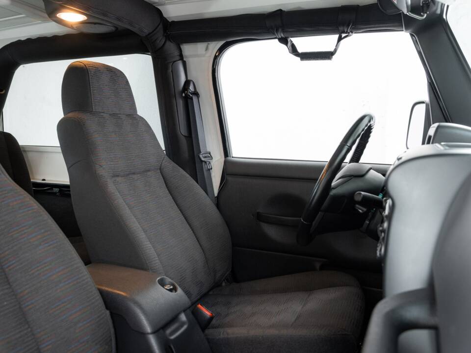 Imagen 16/30 de Jeep Wrangler TJ ESTREMO V8 (2005)
