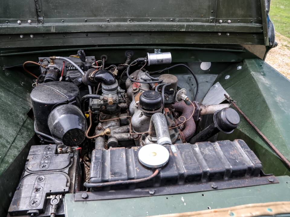 Image 14/34 of Land Rover 86 (1953)