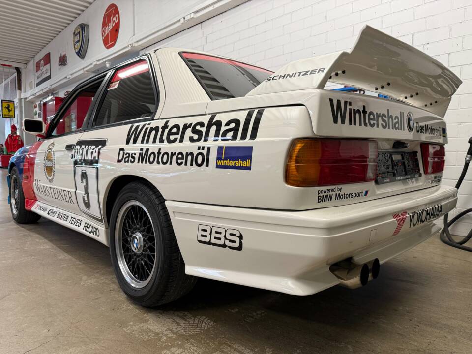 Image 15/20 of BMW M3 (1991)
