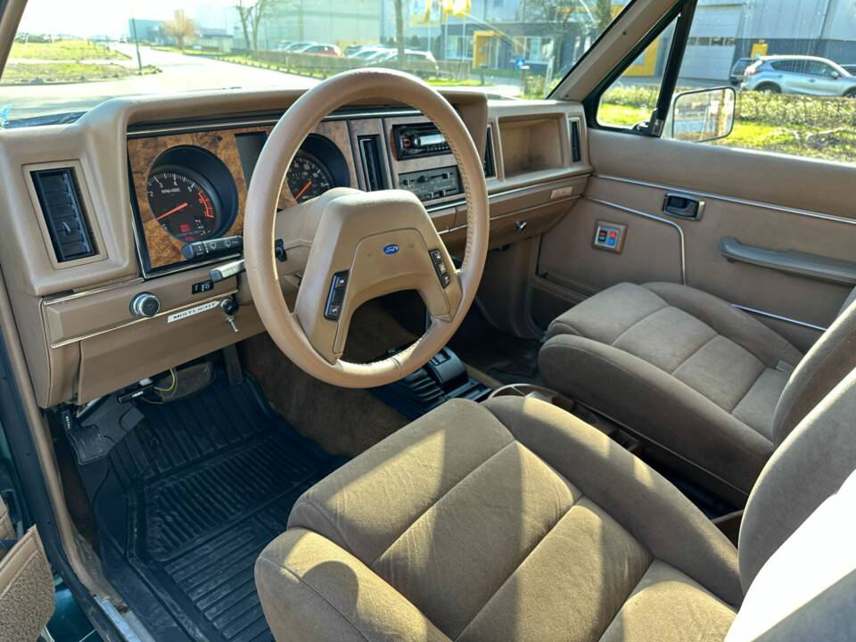 Bild 4/5 von Ford Bronco (1988)