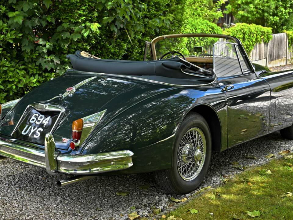 Immagine 22/50 di Jaguar XK 150 3.8 S DHC (1960)