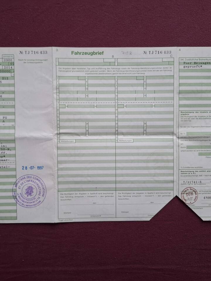 Image 12/20 of Triumph DUMMY (1993)