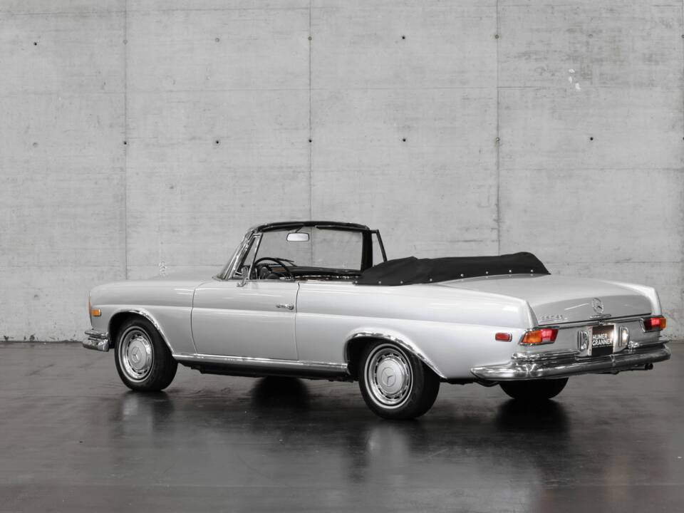 Image 3/48 of Mercedes-Benz 280 SE (1969)