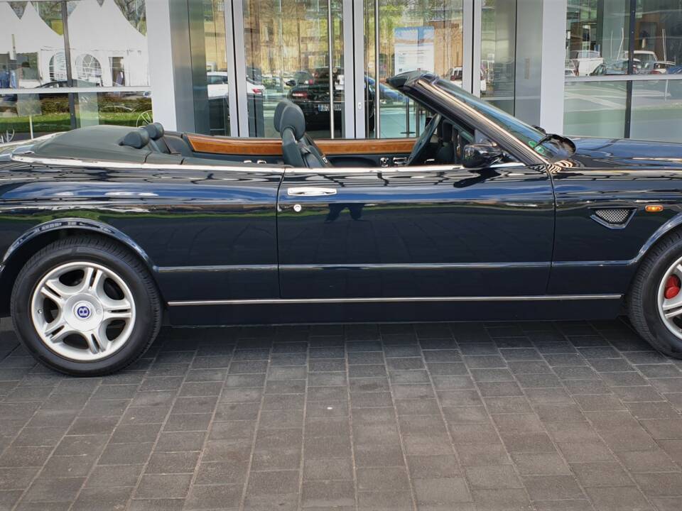 Image 60/63 de Bentley Azure Mulliner (2001)