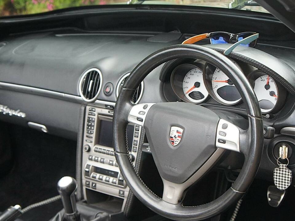 Image 15/99 of Porsche Boxster S (2005)