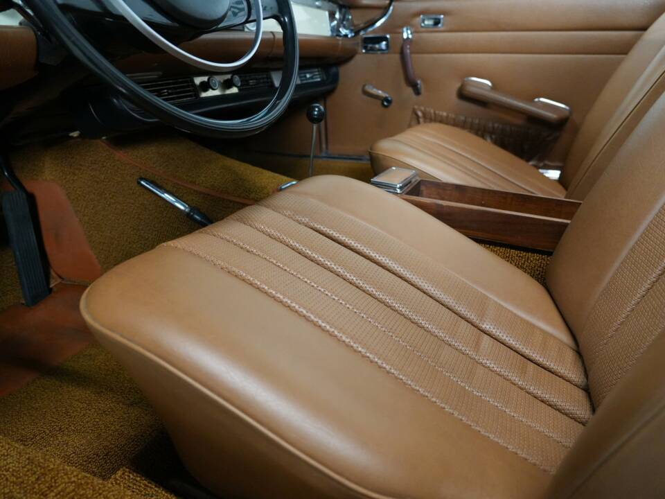 Bild 3/39 von Mercedes-Benz 280 SL (1970)