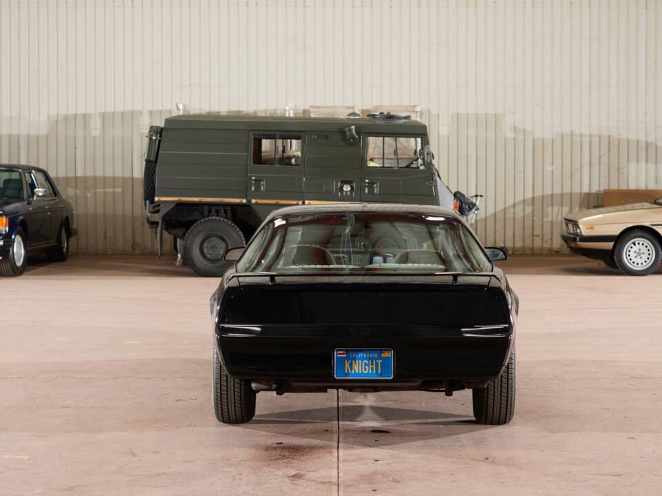 Obraz 8/63 pojazdu Pontiac Firebird TransAm (1984)