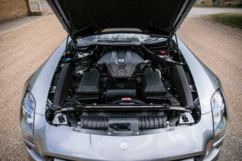 Image 3/50 of Mercedes-Benz SLS AMG Roadster (2014)
